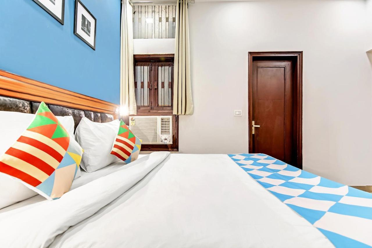 Oyo Home 64106 Comfortable Stay ニューデリー エクステリア 写真