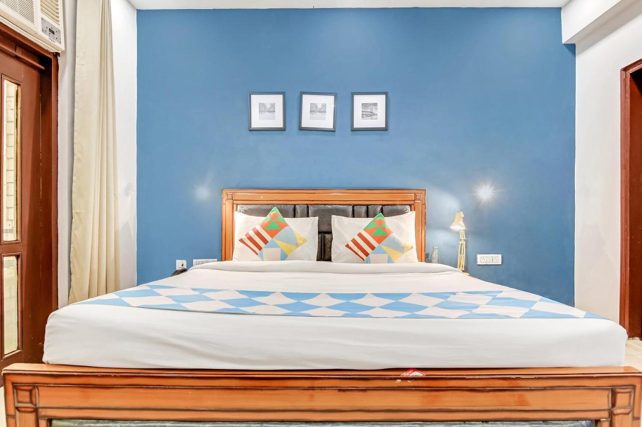 Oyo Home 64106 Comfortable Stay ニューデリー エクステリア 写真